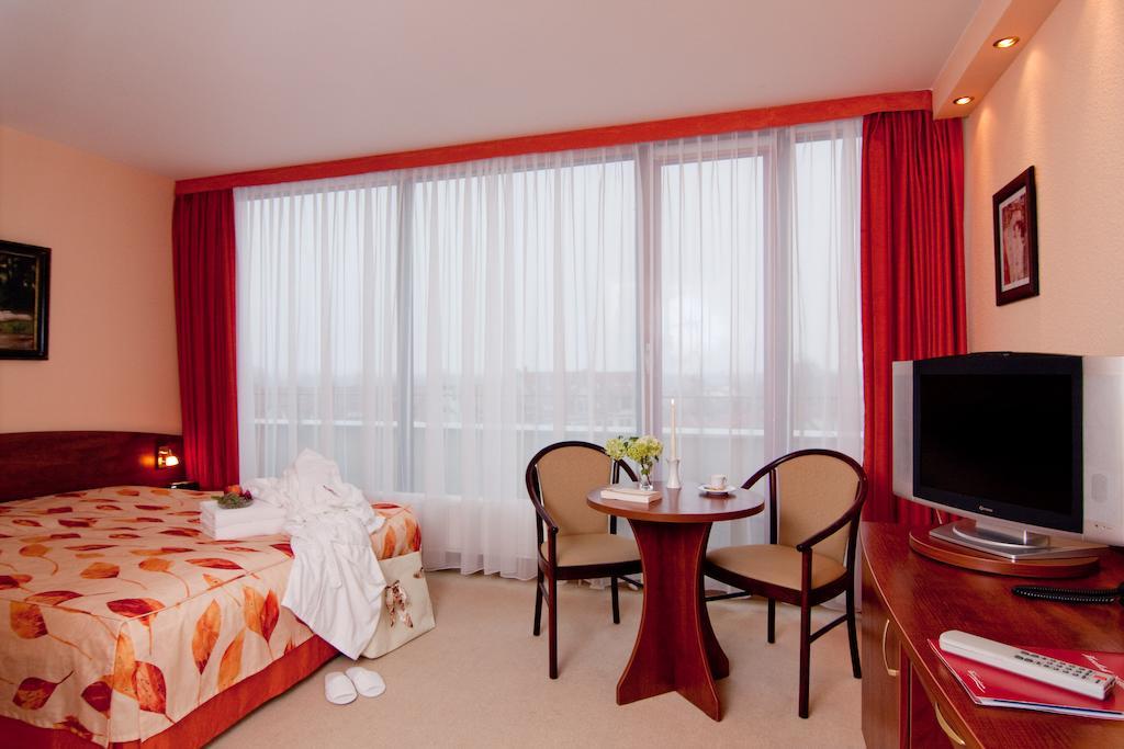 Hotel Balneolum Superior Quedlinburg Oda fotoğraf